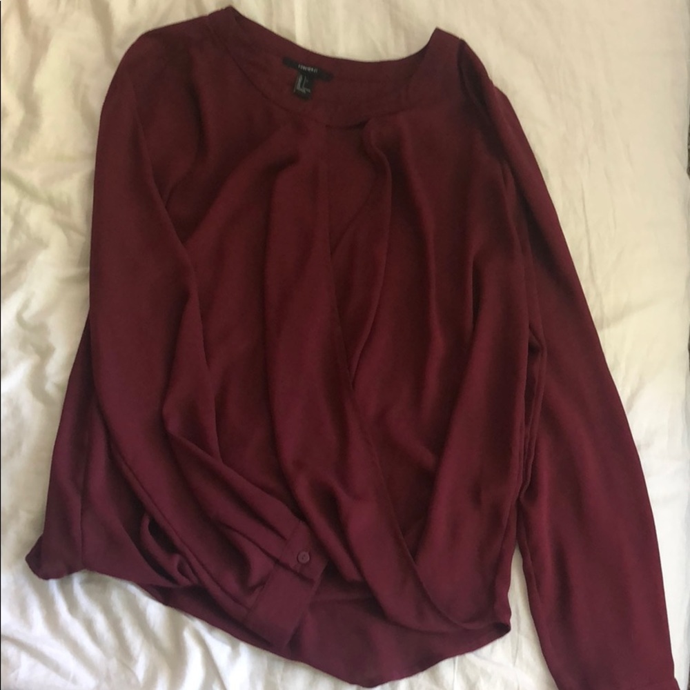 Omg sleeve criss cross top